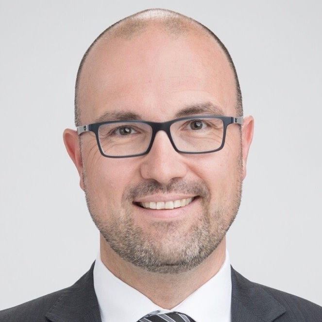 Claude Courtois réckelt fir d’Michèle Hansen-Houllard am Gemengerot no